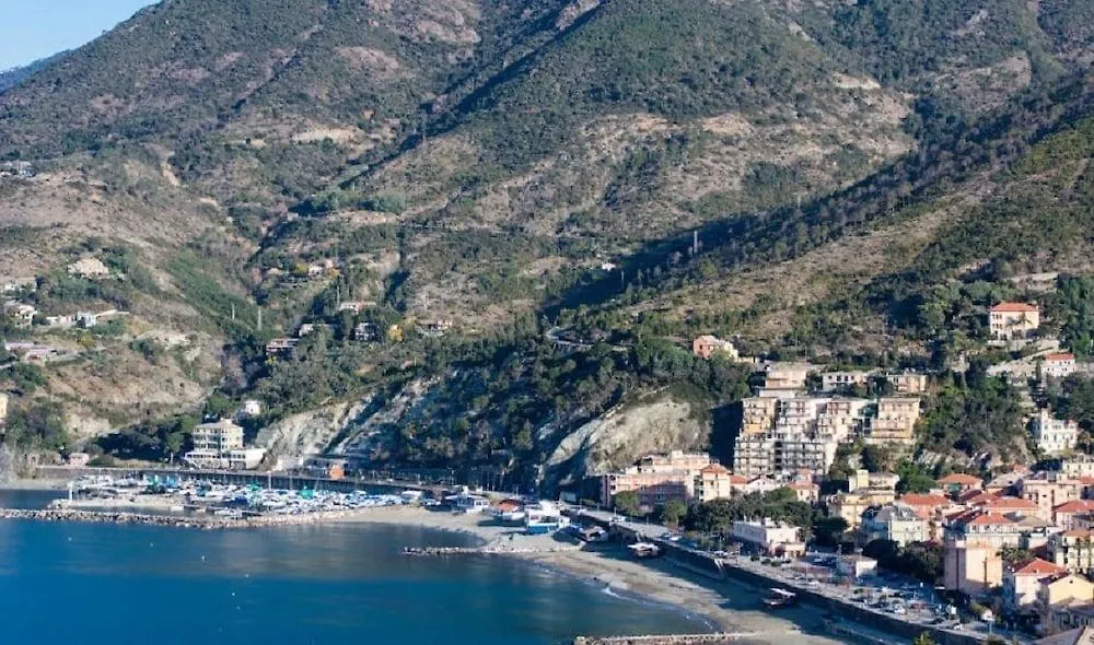 Hotel Dora Levanto 3*,  Italien